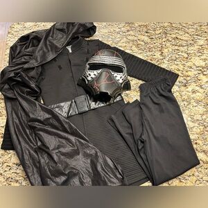 Kylo Ren Costume size 7/8